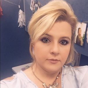 Meet your Posher, Tanya